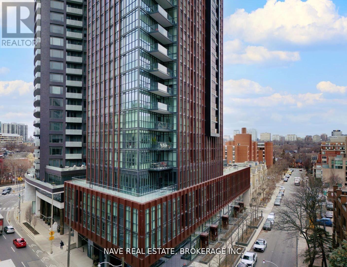 1905 - 32 Davenport Road E