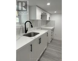 BSMT - 262 CLINTON STREET, Toronto, Ontario