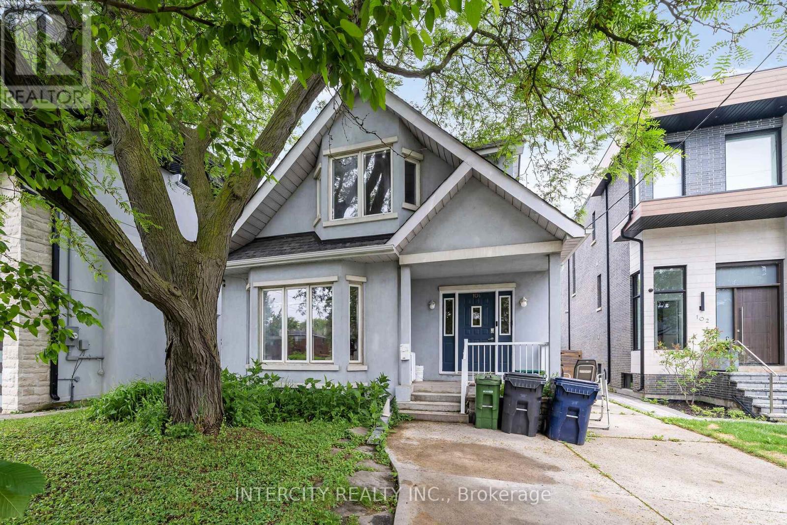 104 Allingham Gardens, Toronto, Ontario  M3H 1Y2 - Photo 2 - C13434524
