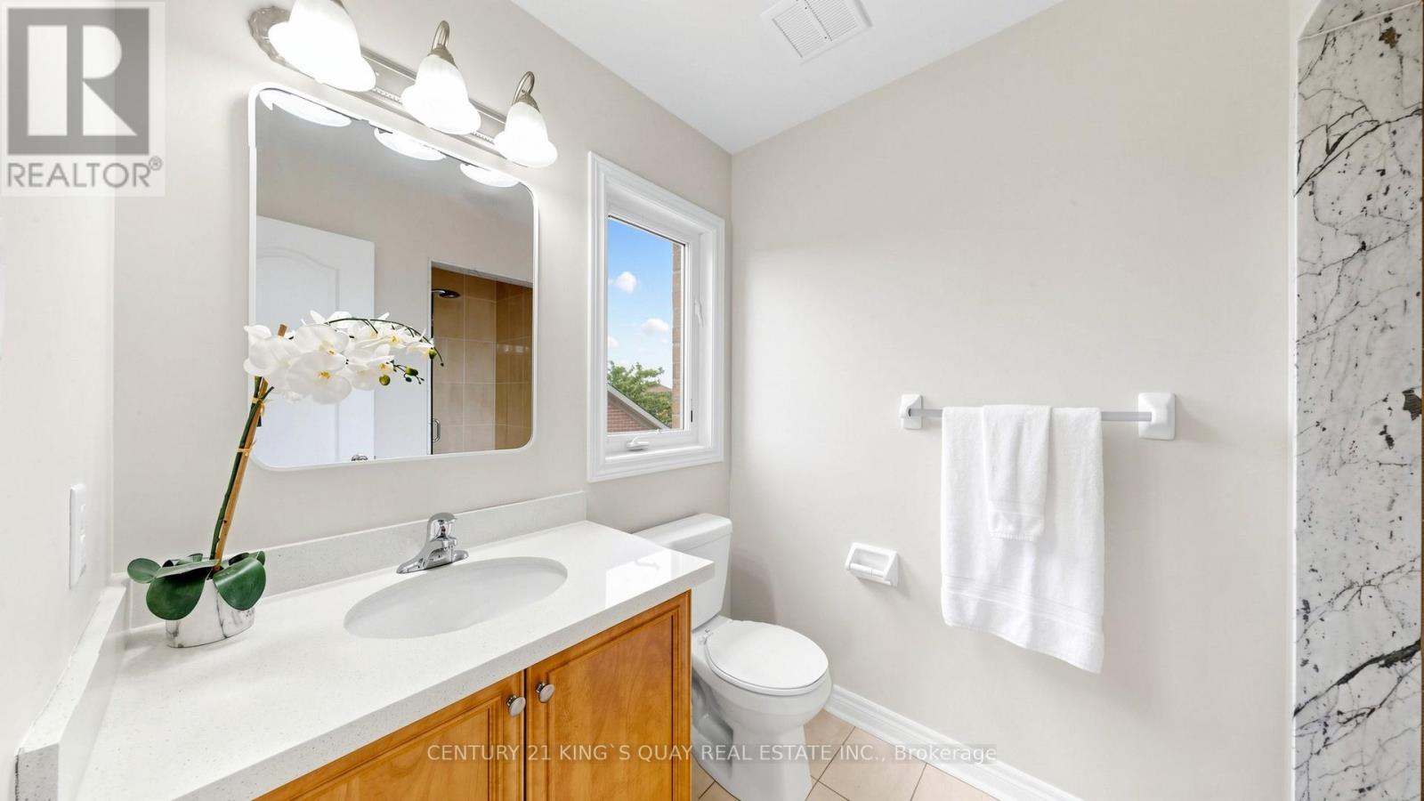 218 Emma Broadbent Court, Newmarket, Ontario  L3X 3K8 - Photo 42 - N13434376