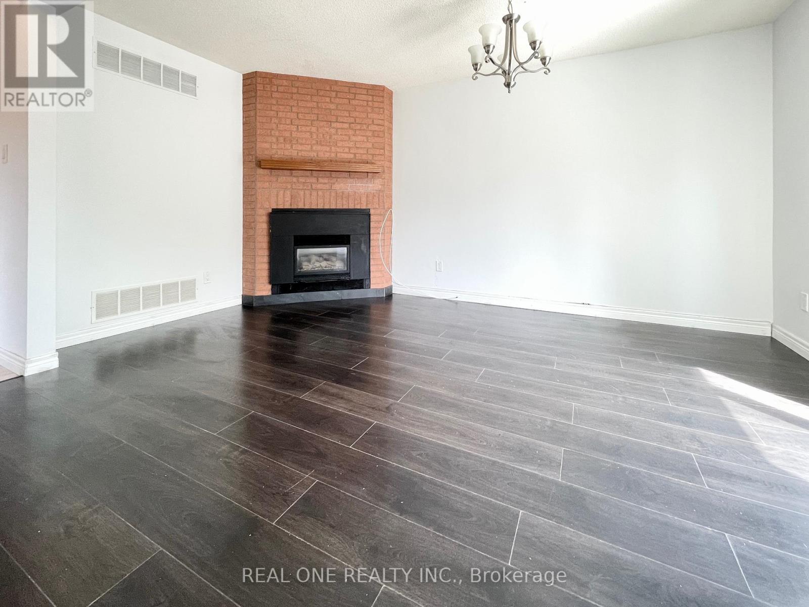 19 Blair Crescent, Barrie (Grove East), Ontario L4M 5Y7 - Photo 10 - S13434338