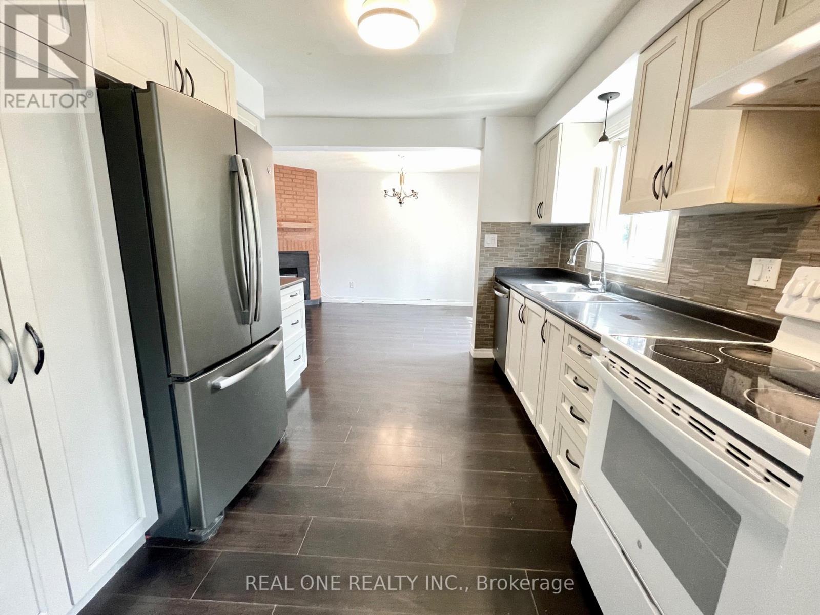 19 Blair Crescent, Barrie (Grove East), Ontario L4M 5Y7 - Photo 19 - S13434338