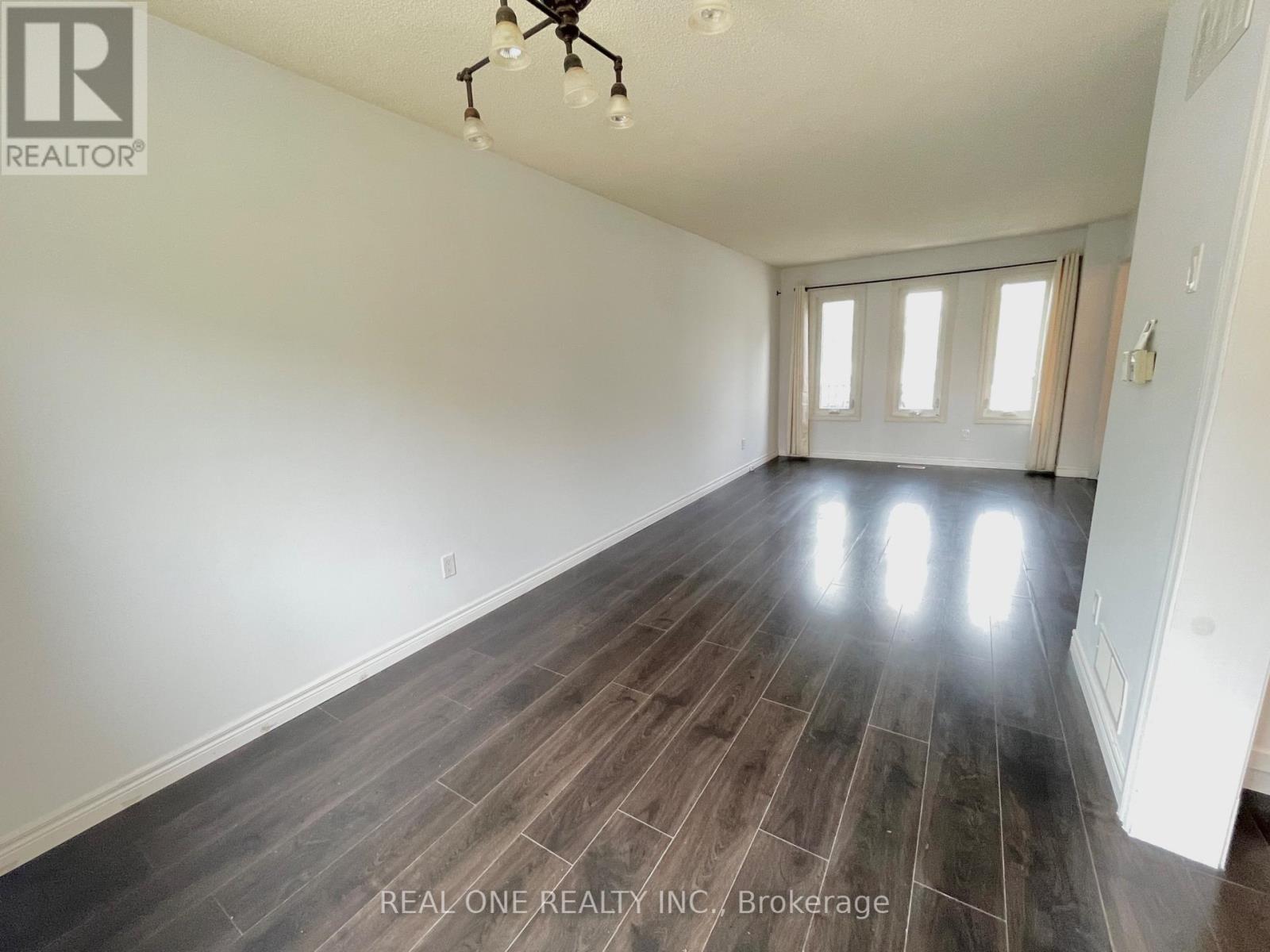 19 Blair Crescent, Barrie (Grove East), Ontario L4M 5Y7 - Photo 20 - S13434338