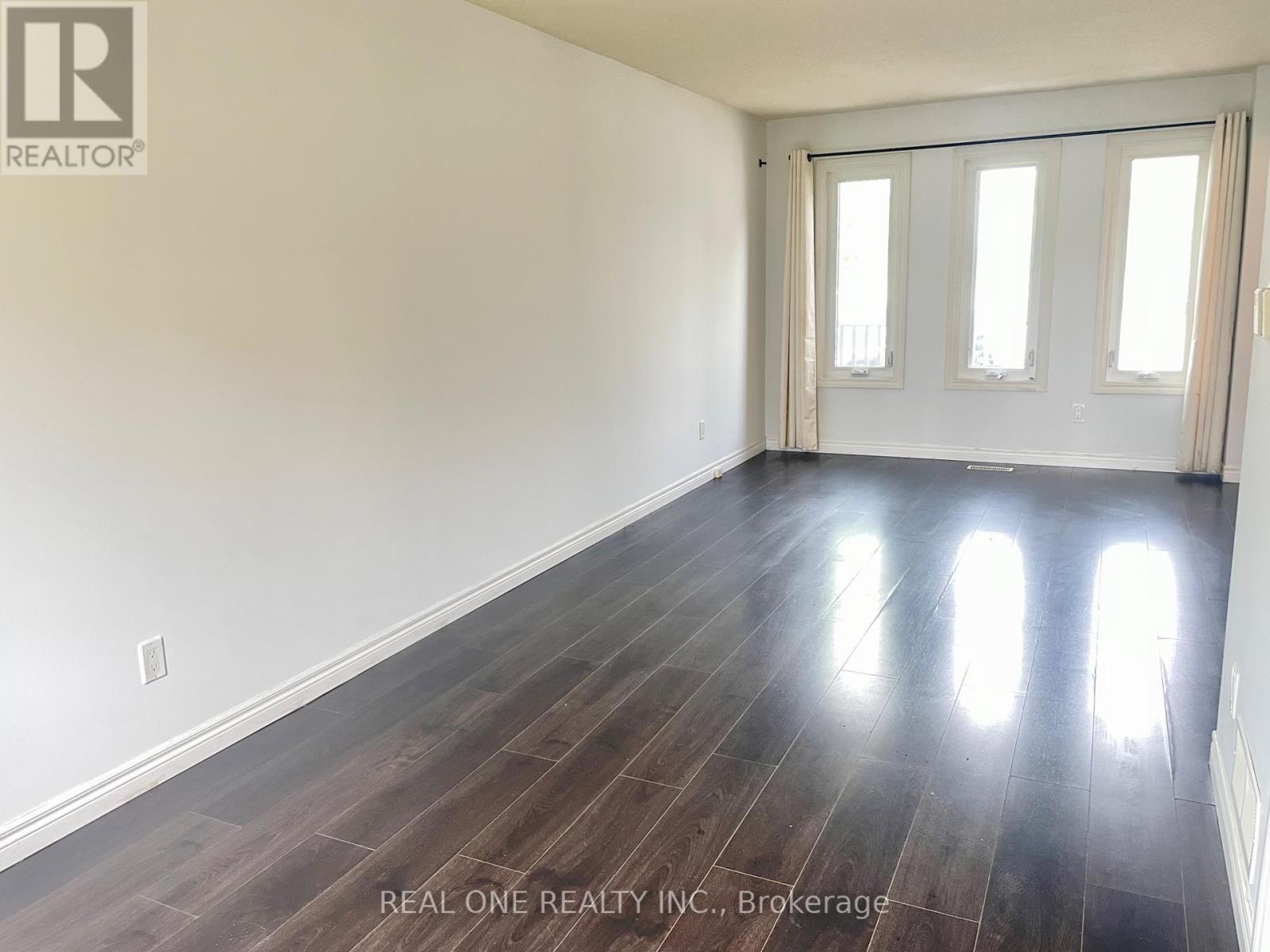 19 Blair Crescent, Barrie (Grove East), Ontario L4M 5Y7 - Photo 21 - S13434338
