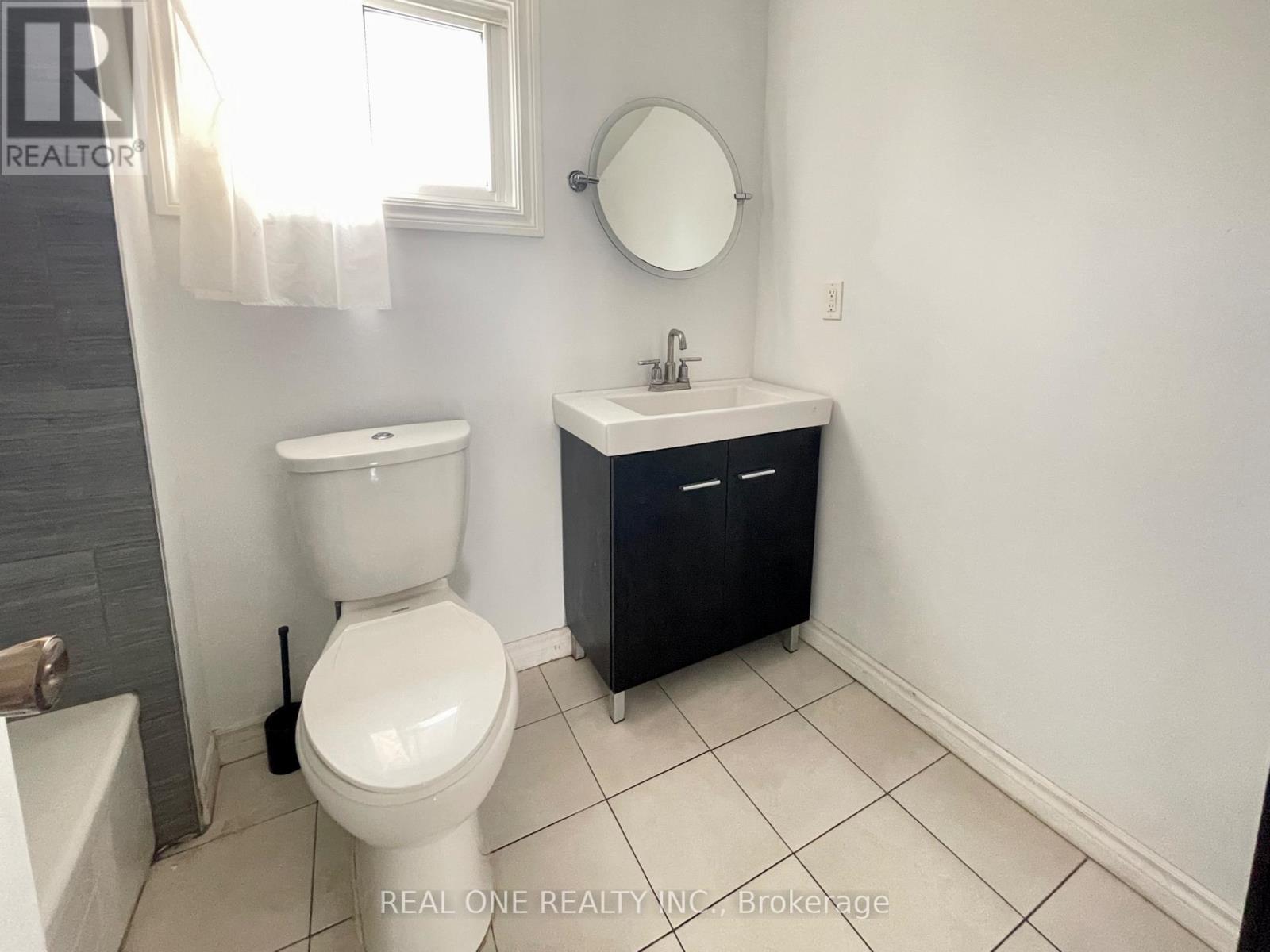 19 Blair Crescent, Barrie (Grove East), Ontario L4M 5Y7 - Photo 30 - S13434338