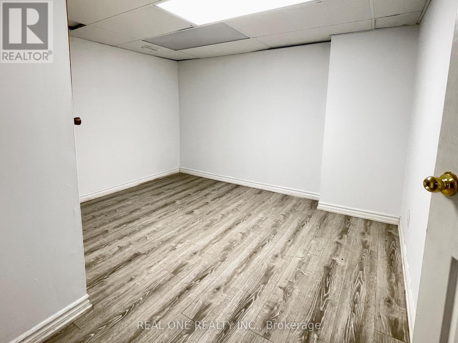19 Blair Crescent, Barrie (Grove East), Ontario L4M 5Y7 - Photo 36 - S13434338