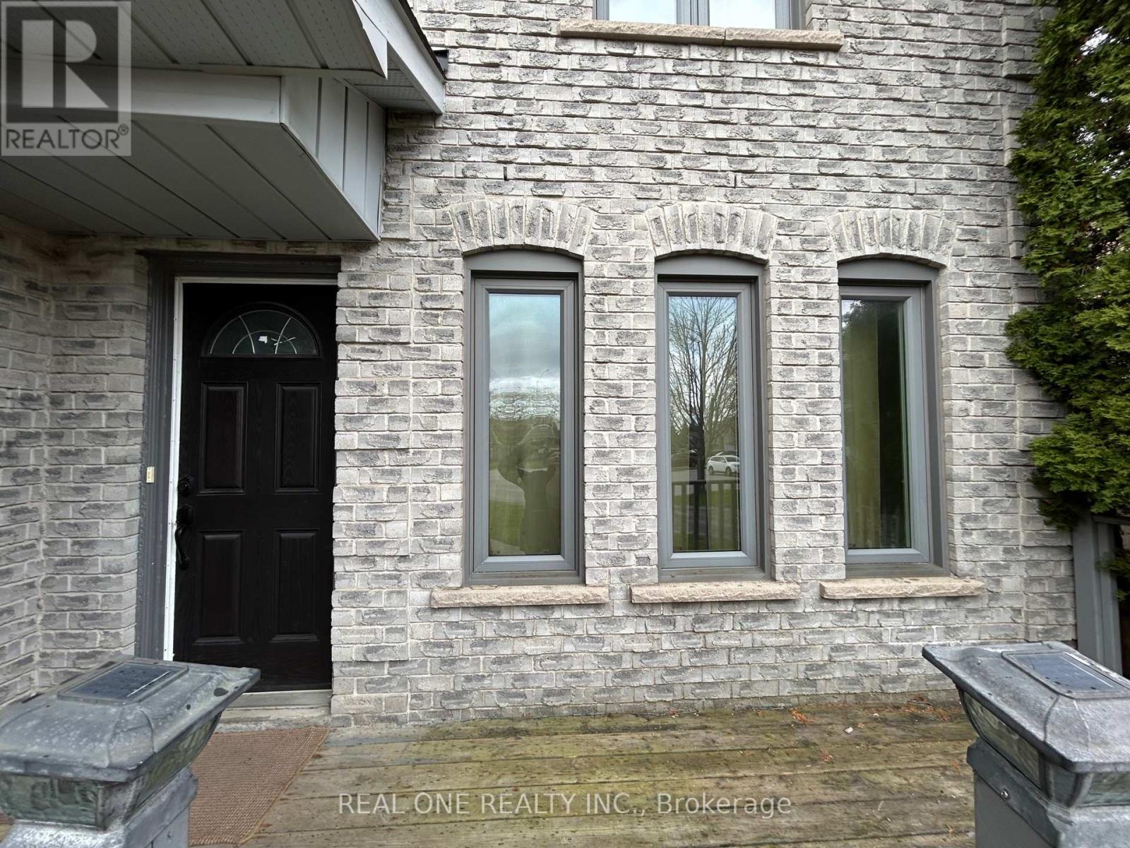 19 Blair Crescent, Barrie (Grove East), Ontario L4M 5Y7 - Photo 6 - S13434338