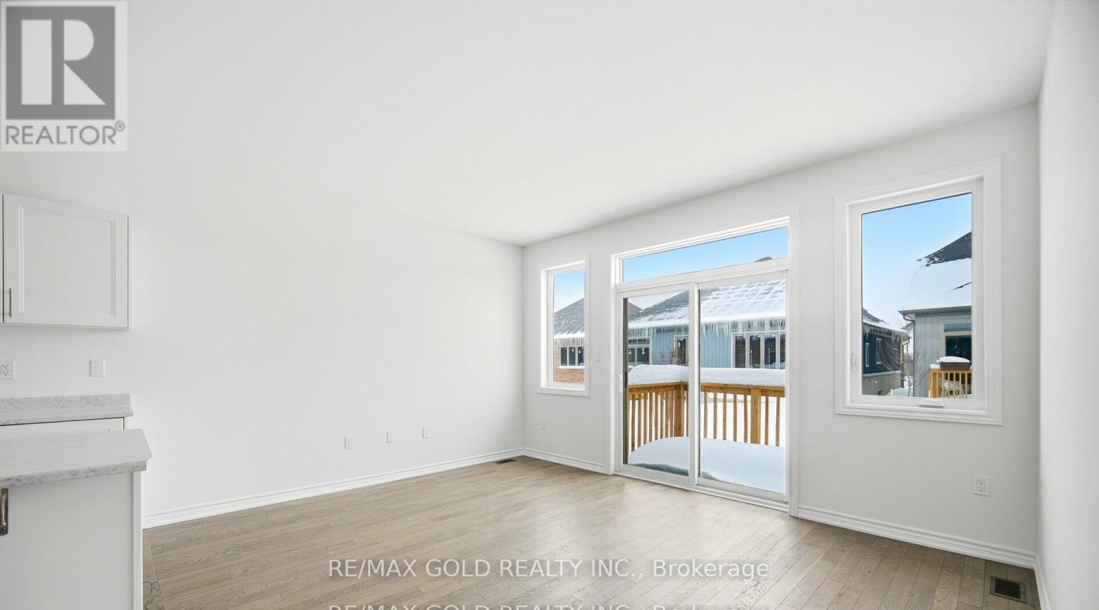 251 Wilcox Drive, Clearview (Stayner), Ontario  L0M 1S0 - Photo 6 - S13434362