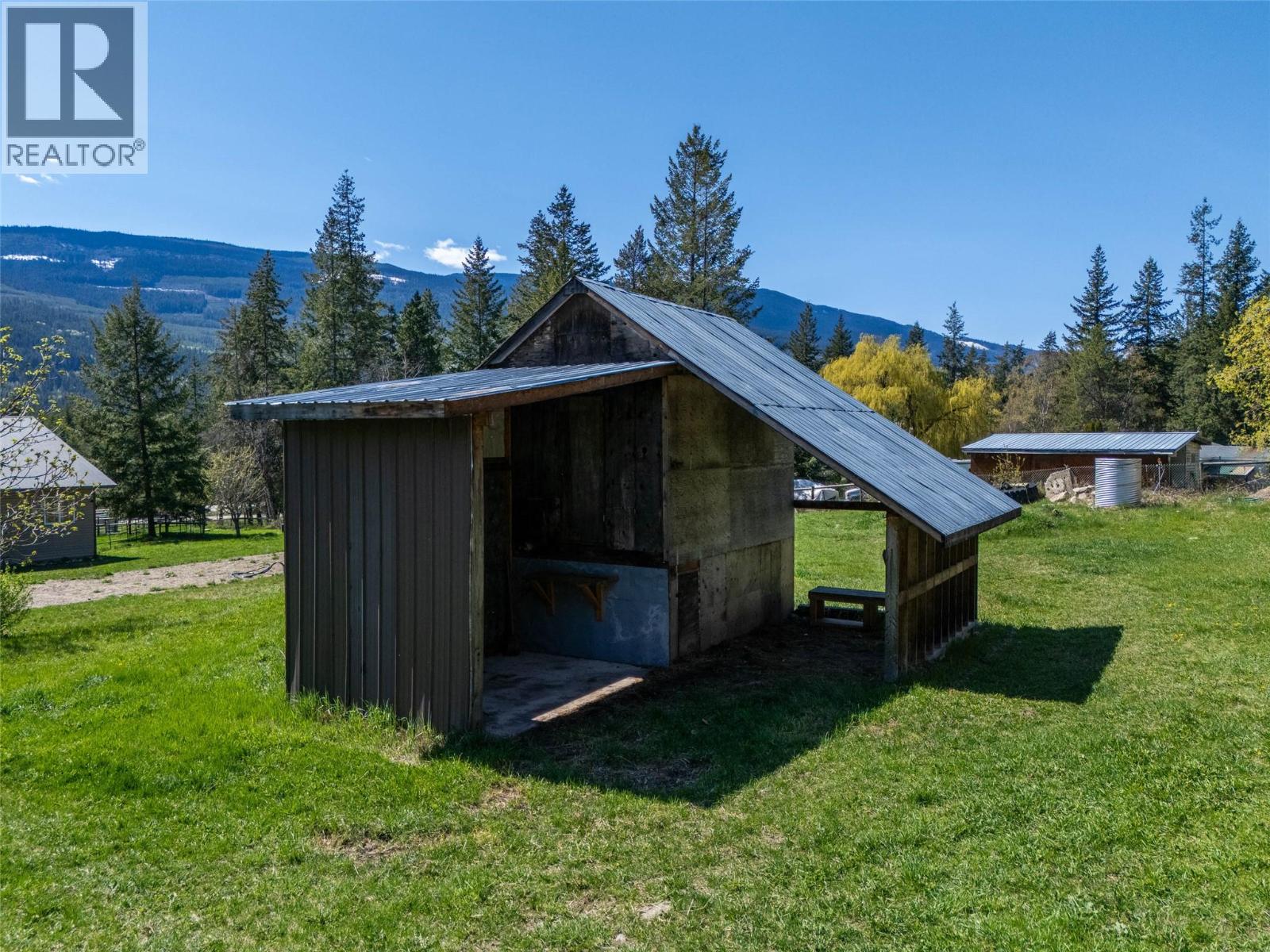 2405 Lloyd Road, Clearwater, British Columbia  V0E 1N1 - Photo 31 - 10391190