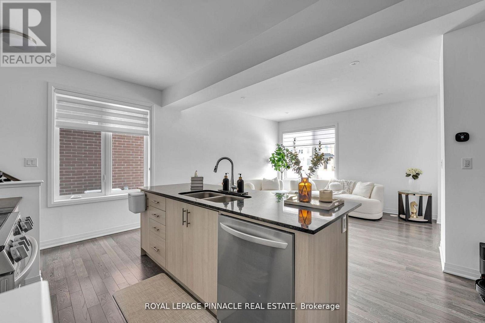 3234 Sixth Line, Oakville, Ontario  L6M 4K1 - Photo 12 - W13434322