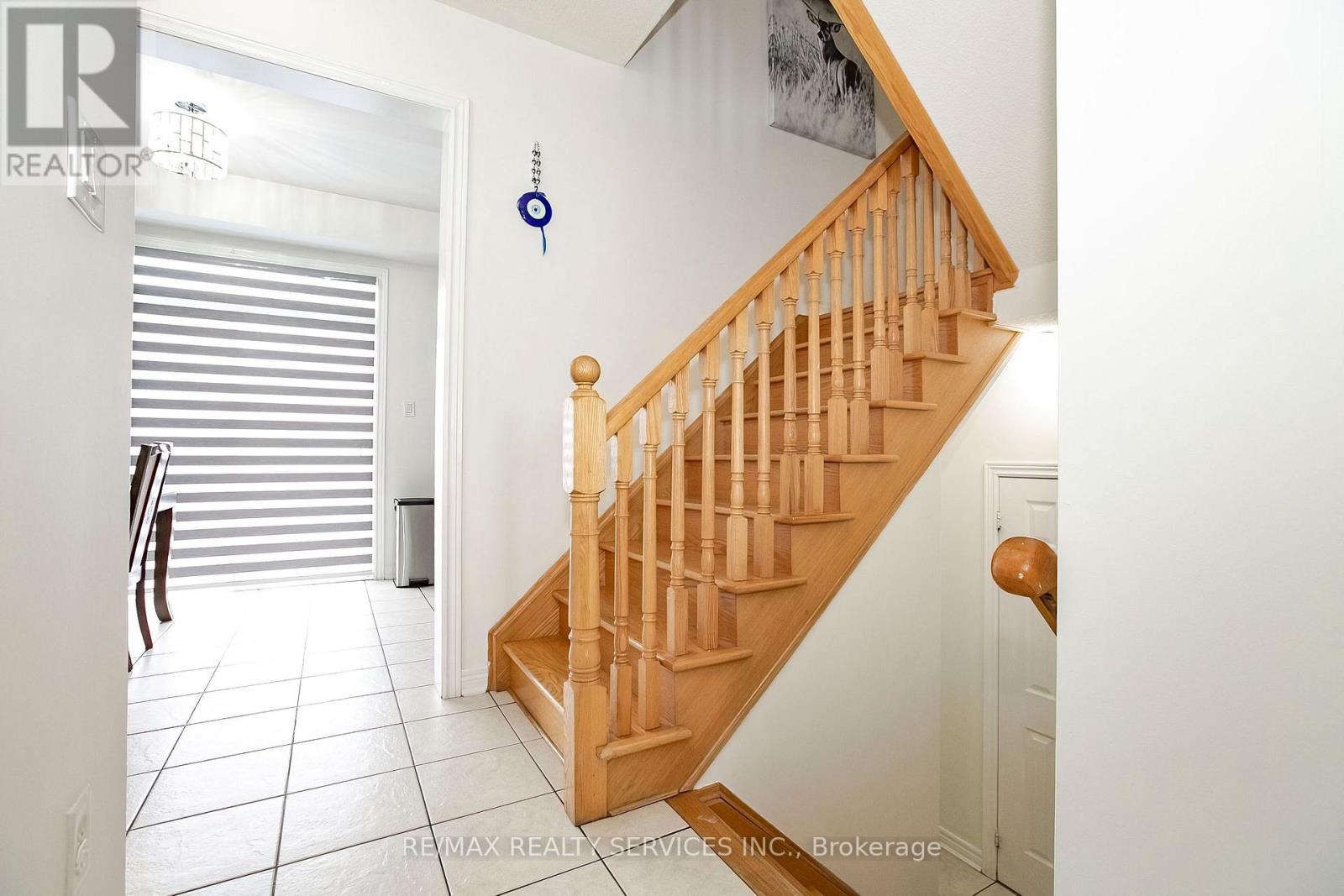 14 Eaglefield Gate, Brampton, Ontario  L7A 3S2 - Photo 10 - W13434324