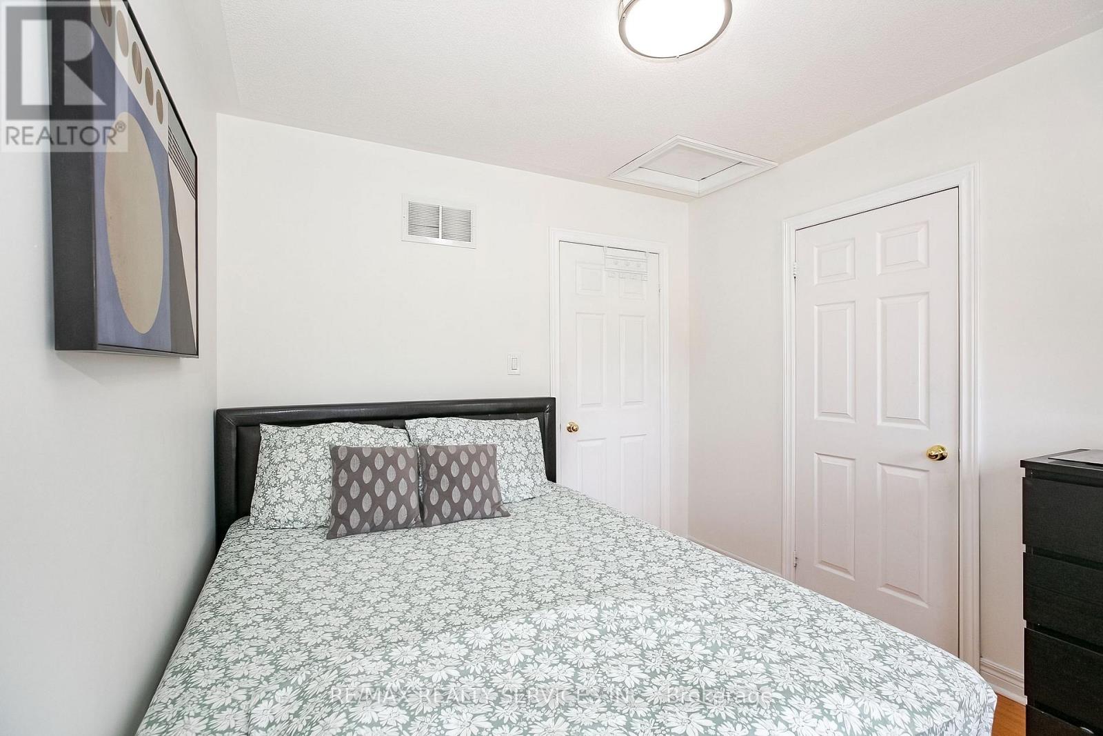 14 Eaglefield Gate, Brampton, Ontario  L7A 3S2 - Photo 20 - W13434324