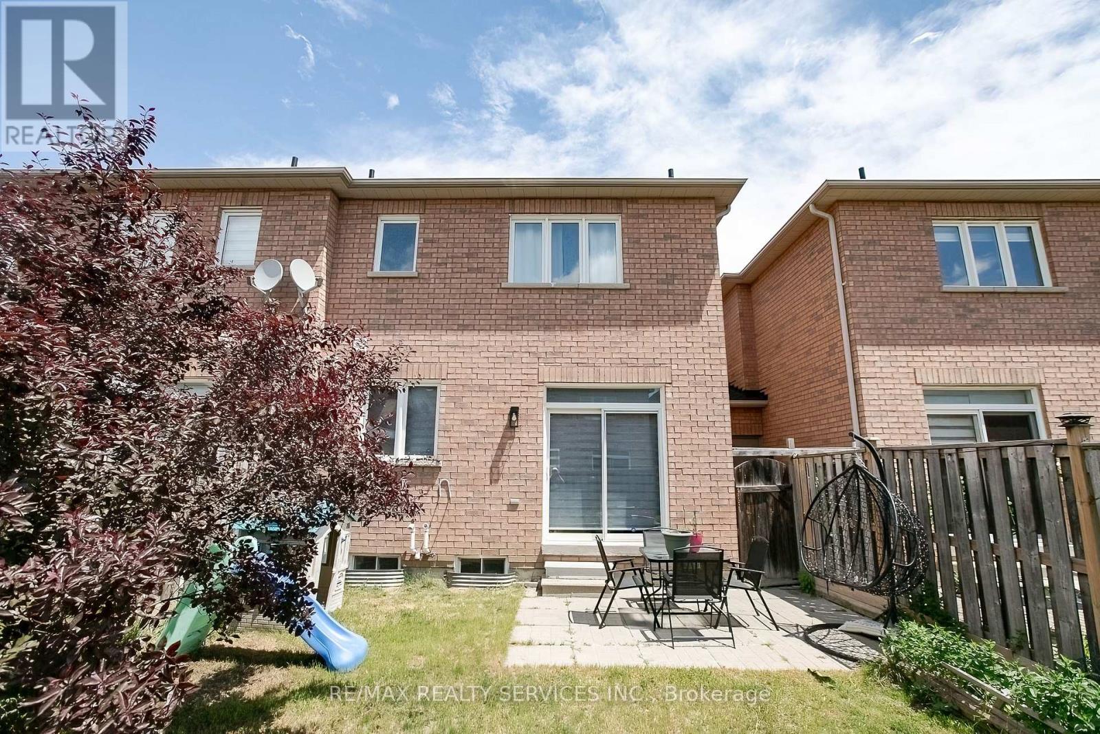 14 Eaglefield Gate, Brampton, Ontario  L7A 3S2 - Photo 36 - W13434324