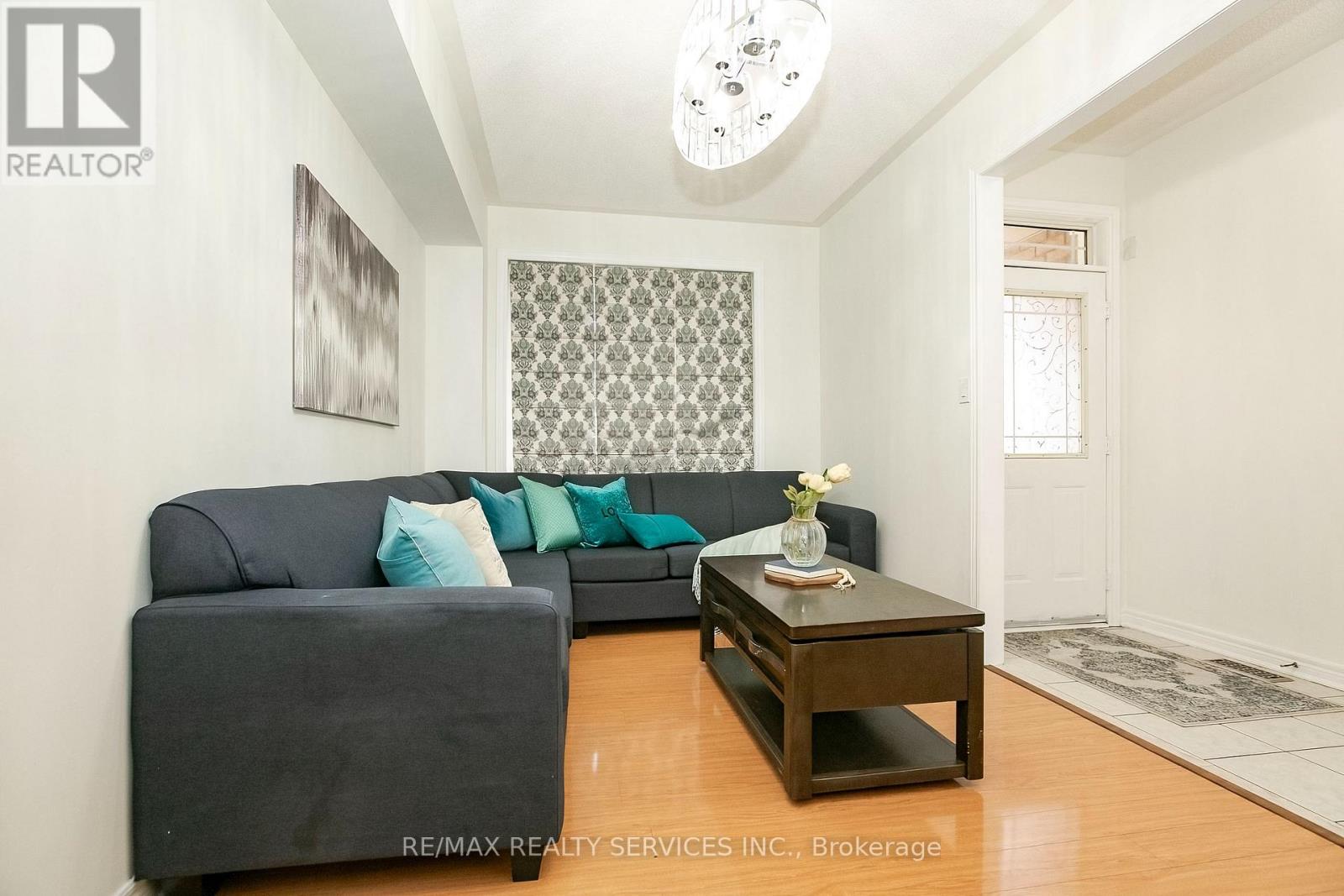 14 Eaglefield Gate, Brampton, Ontario  L7A 3S2 - Photo 7 - W13434324