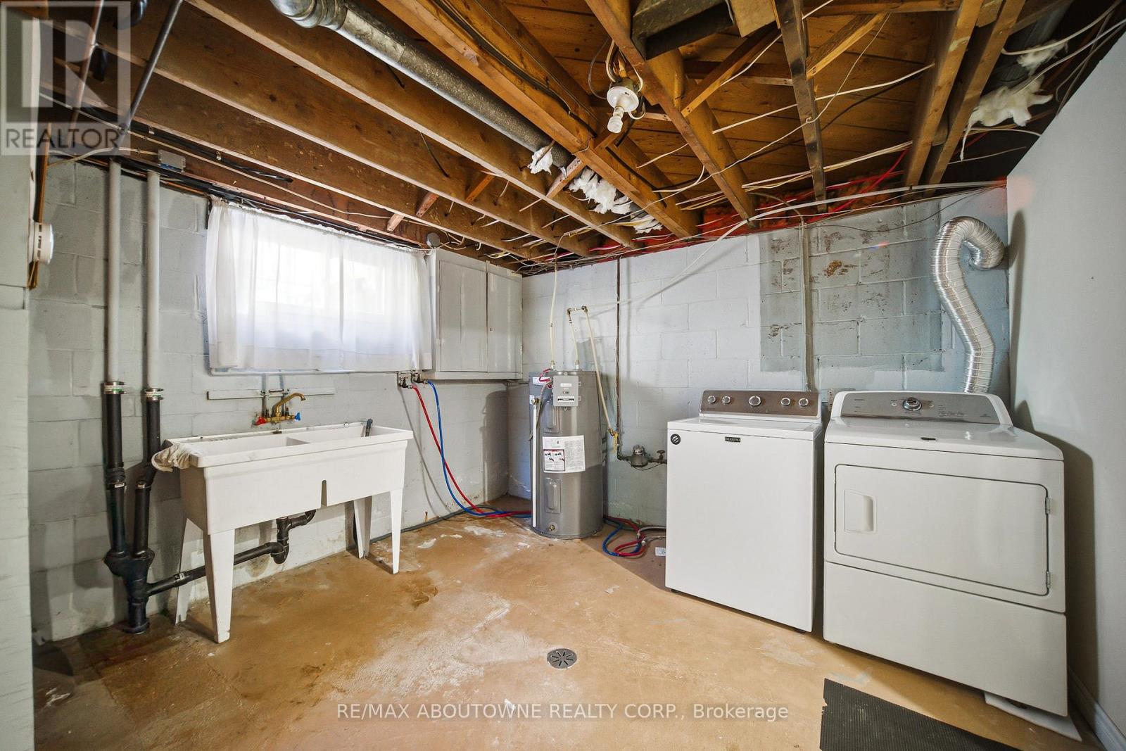 253 Maurice Drive, Oakville, Ontario  L6K 2X2 - Photo 20 - W13434380