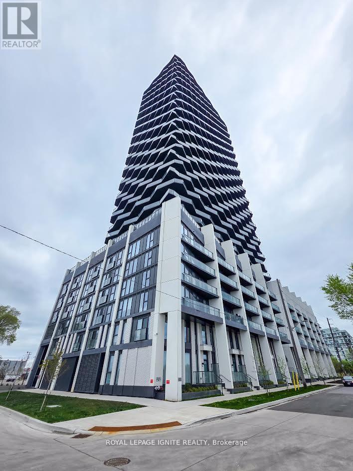 203 - 36 Zorra Street