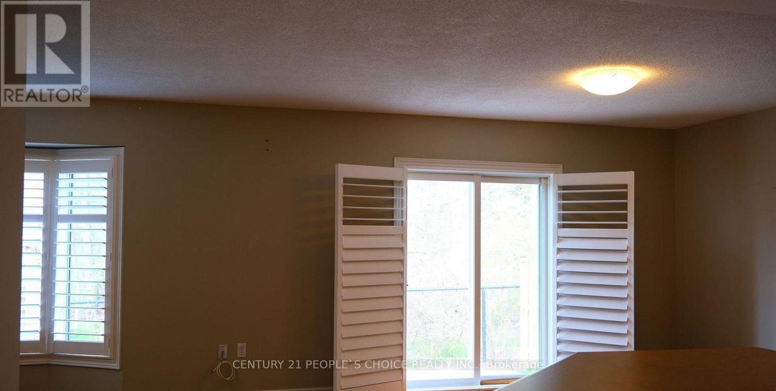 331 Centennial Forest Dr Drive, Milton, Ontario  L9T 5X4 - Photo 5 - W13434458