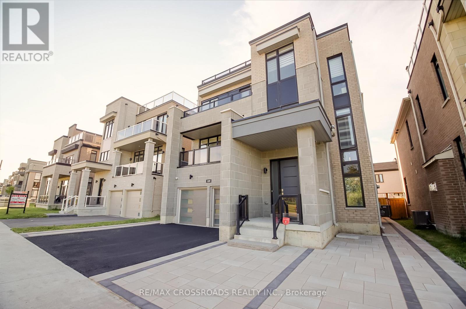 239 Port Darlington Road, Clarington, Ontario L1C 4A9 - Photo 2 - E13434534