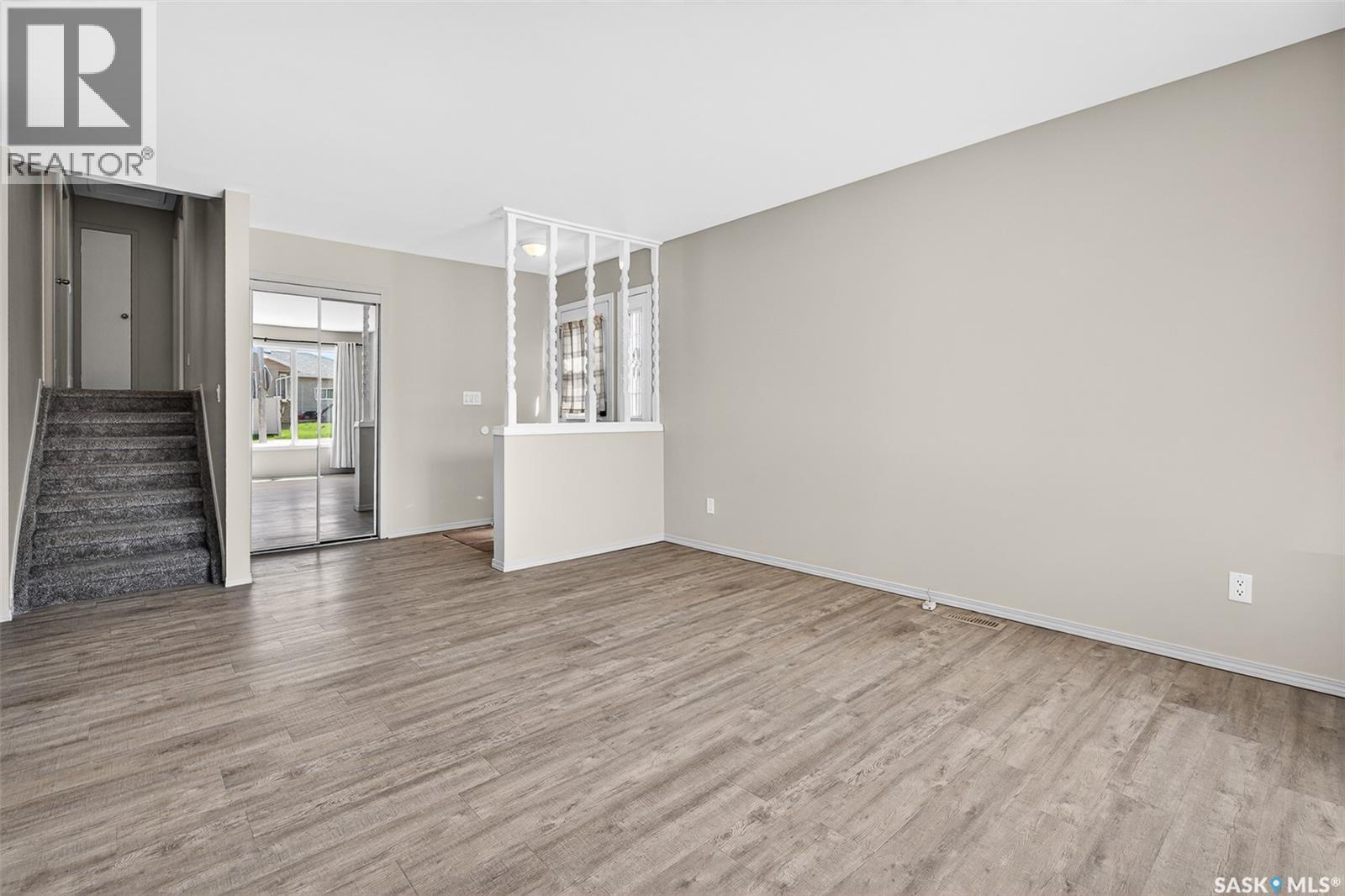 43 Arlington Avenue, Moose Jaw, Saskatchewan  S6K 1B2 - Photo 7 - SK038994