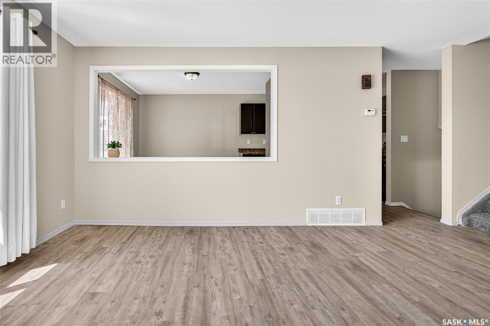 43 Arlington Avenue, Moose Jaw, Saskatchewan  S6K 1B2 - Photo 9 - SK038994