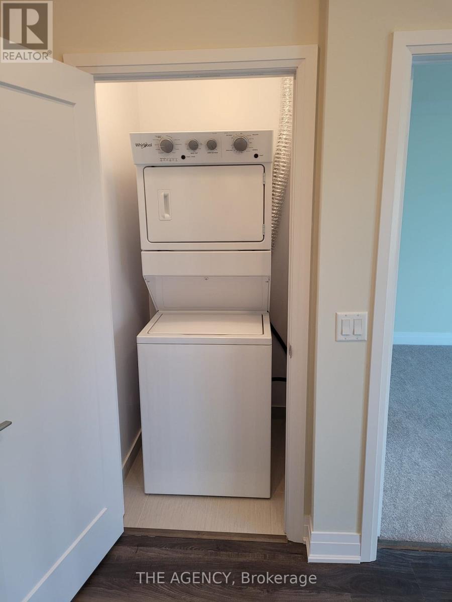533 - 16 Concord Place, Grimsby, Ontario  L3M 0J1 - Photo 2 - X13434318