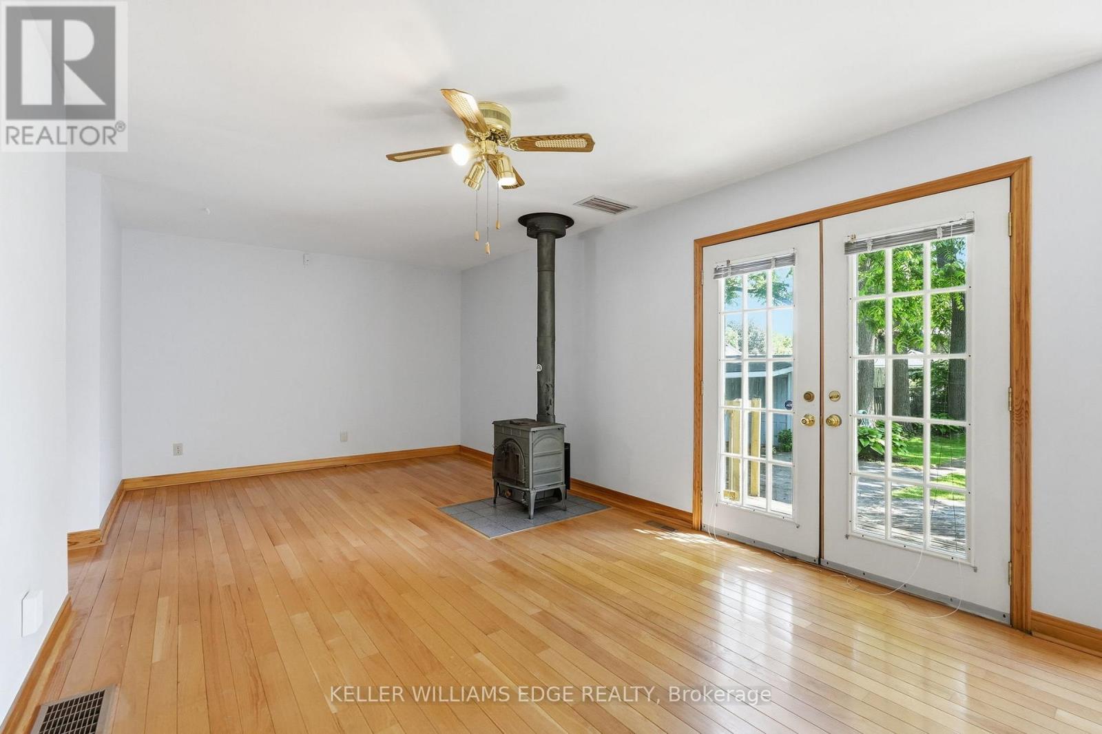 3 Ancaster Street E, Hamilton, Ontario  L9H 4K2 - Photo 4 - X13434460