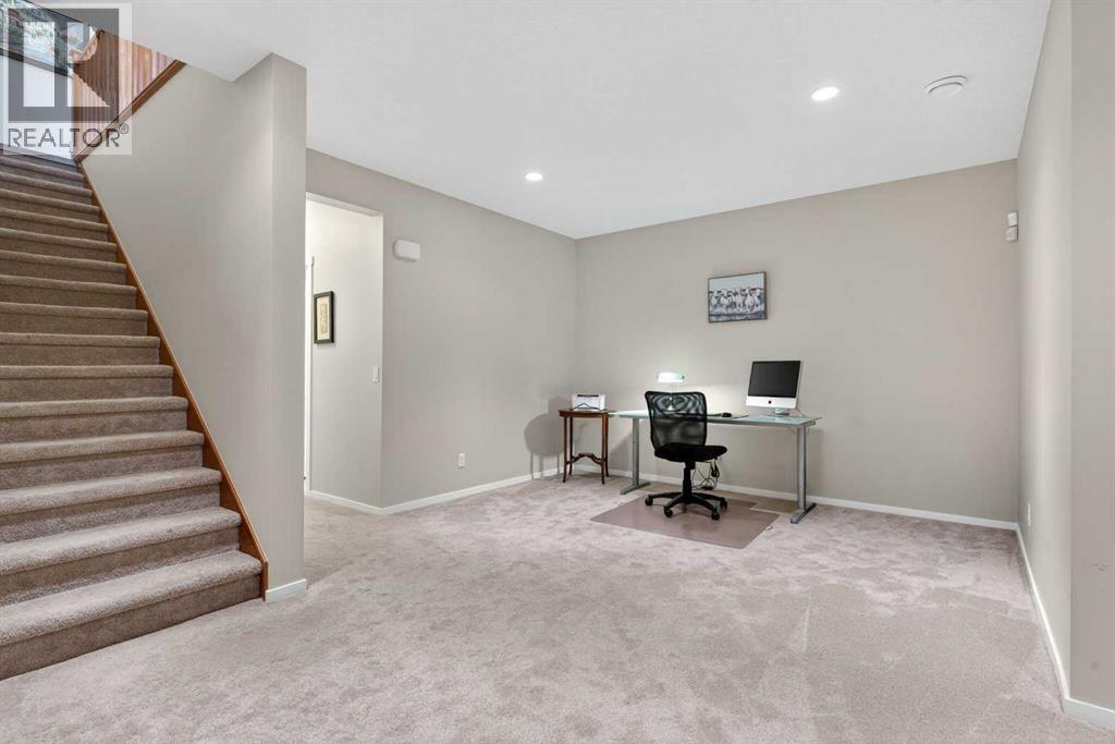 34 Valley Pointe Link Nw, Calgary, Alberta  T3B 6B6 - Photo 26 - A2316364
