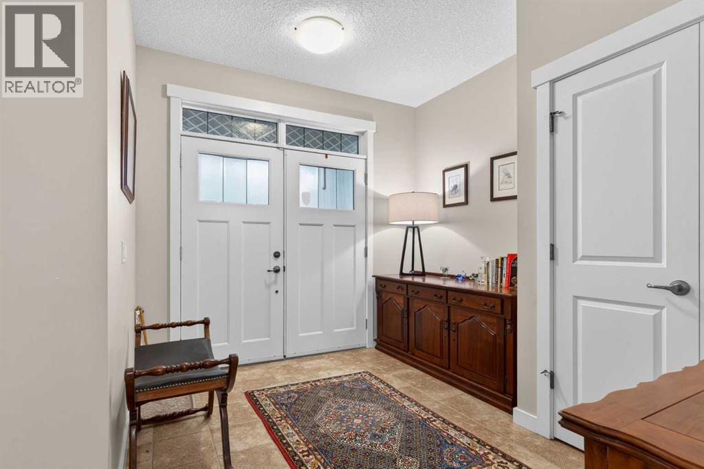34 Valley Pointe Link Nw, Calgary, Alberta  T3B 6B6 - Photo 5 - A2316364