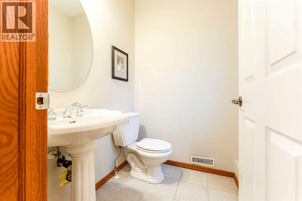 256 43 Avenue NW, Calgary, Alberta  T2K 0H6 - Photo 15 - A2318922