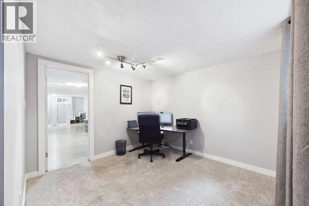 119 Ferncliff Crescent Se, Calgary, Alberta  T2H 0v5 - Photo 19 - A2319568