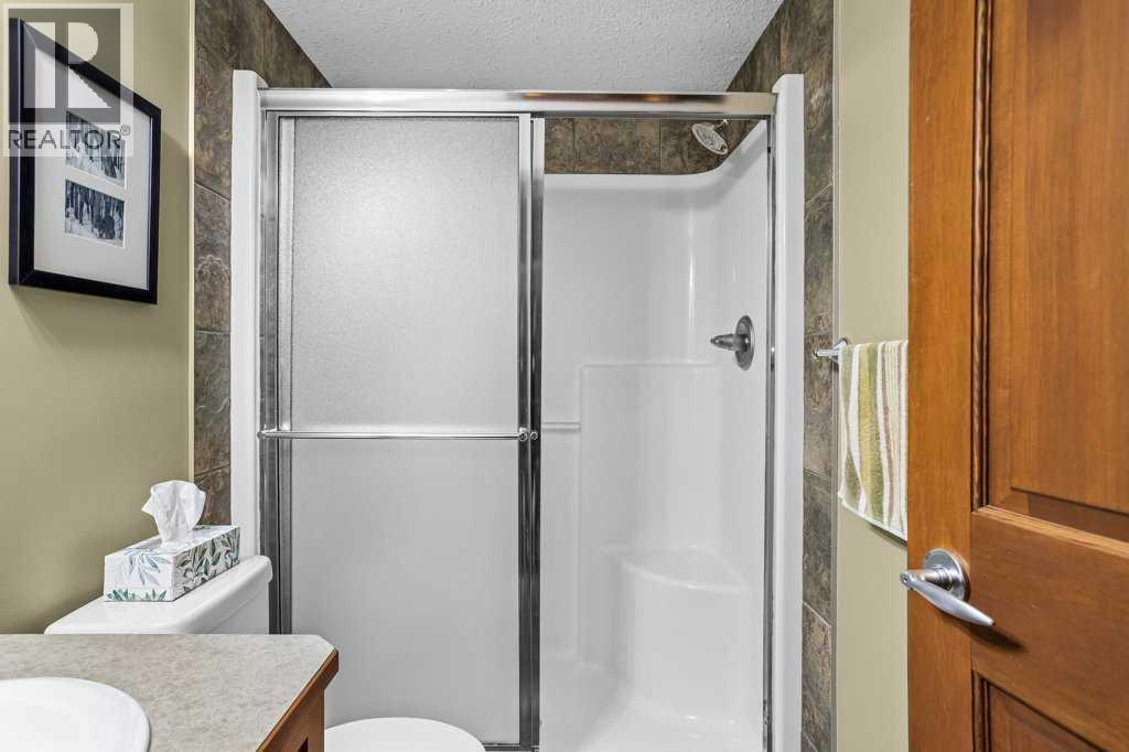 215, 150 Crossbow Place, Canmore, Alberta  T1W 3H5 - Photo 22 - A2320102