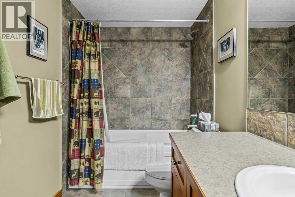 215, 150 Crossbow Place, Canmore, Alberta  T1W 3H5 - Photo 32 - A2320102