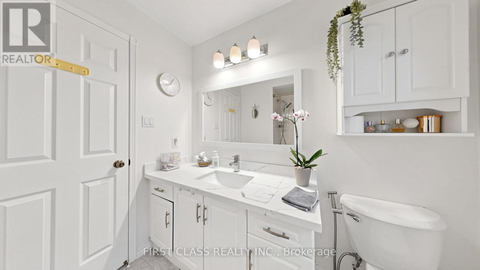 2407 East Gate Crescent, Oakville, Ontario  L6H 6L1 - Photo 39 - W13429352