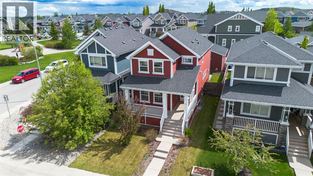 5 River Heights Green, Cochrane, Alberta  T4C 0J6 - Photo 1 - A2317418