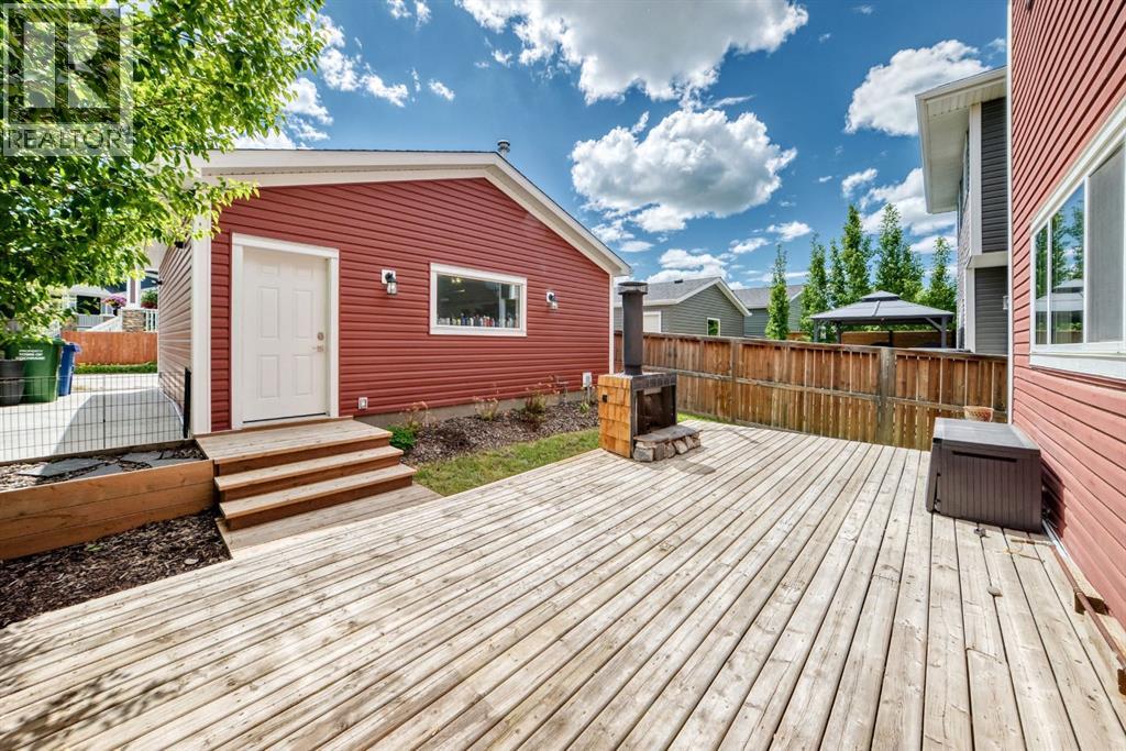 5 River Heights Green, Cochrane, Alberta  T4C 0J6 - Photo 32 - A2317418