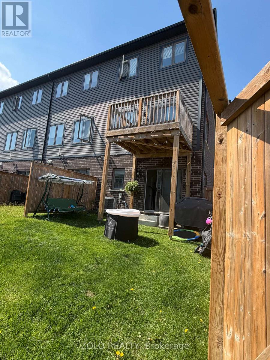 1 - 124 Compass Trail, Cambridge, Ontario N3E 0E3 - Photo 17 - X13417630