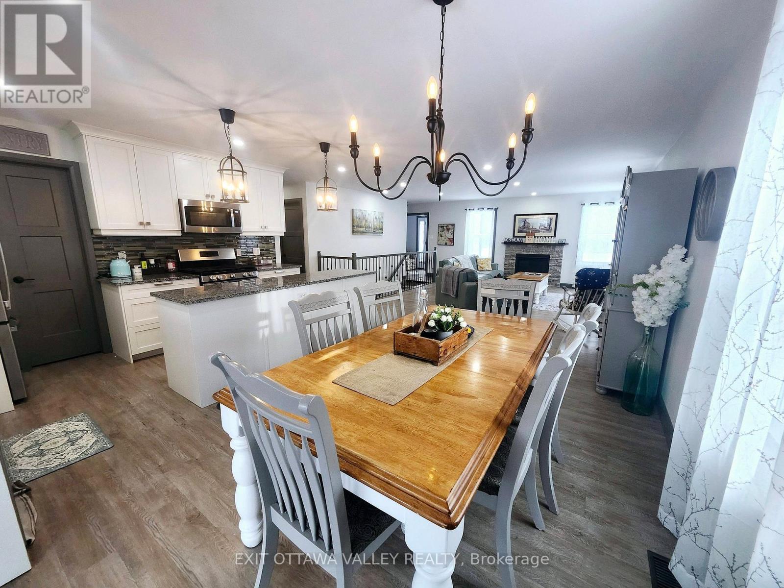 1485 Rapid Road, Whitewater Region, Ontario  K0J 2L0 - Photo 20 - X12630684