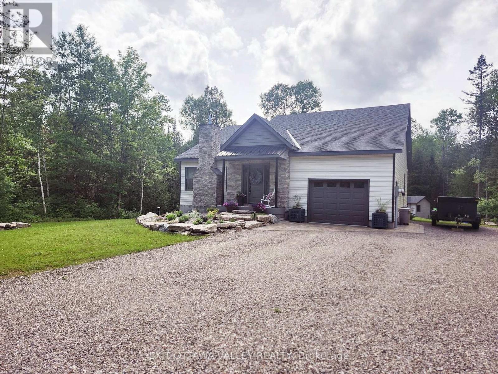 1485 Rapid Road, Whitewater Region, Ontario  K0J 2L0 - Photo 5 - X12630684
