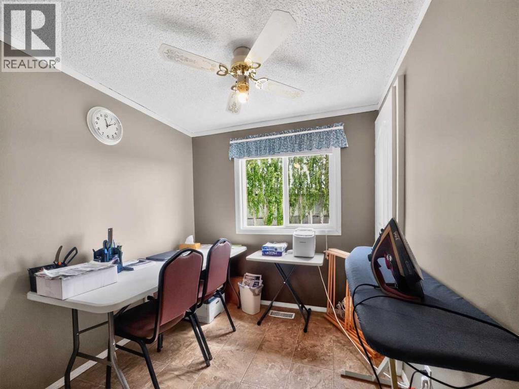 10717 102 Avenue, La Crete, Alberta  T0H 2H0 - Photo 10 - A2319589