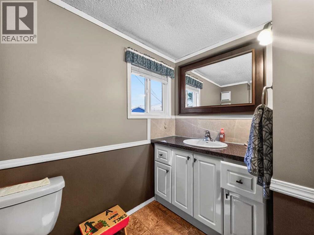 10717 102 Avenue, La Crete, Alberta  T0H 2H0 - Photo 13 - A2319589