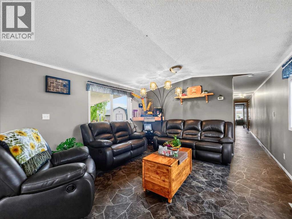 10717 102 Avenue, La Crete, Alberta  T0H 2H0 - Photo 2 - A2319589