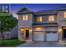 34 TORBEC AVENUE, Ottawa, Ontario