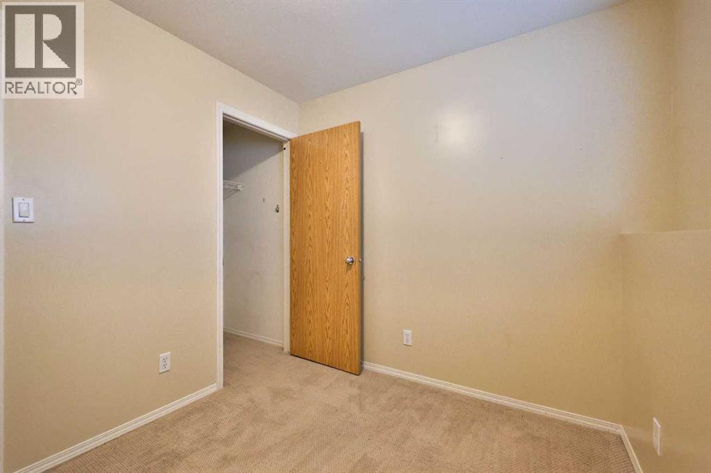 1, 43 Highlands Place W, Lethbridge, Alberta T1J 4Y3 - Photo 25 - A2314435