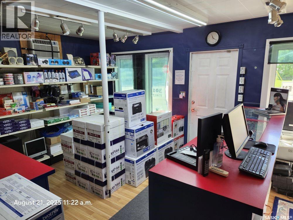 301 1 7th Avenue W, Nipawin, Saskatchewan  S0E 1E0 - Photo 5 - SK016984