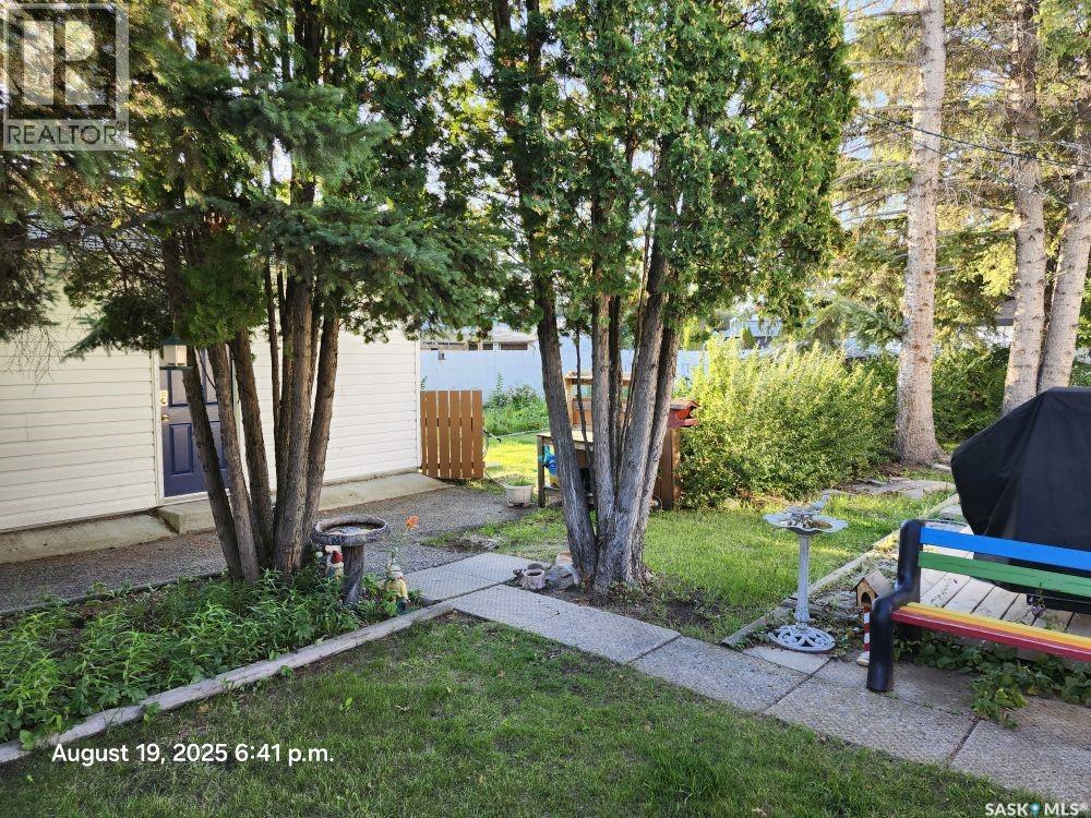 301 1 7th Avenue W, Nipawin, Saskatchewan  S0E 1E0 - Photo 29 - SK016984