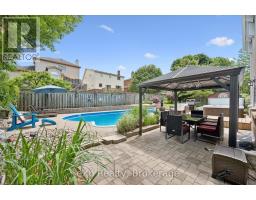 39 CELIA CRESCENT, guelph (dovercliffe park/old university), Ontario
