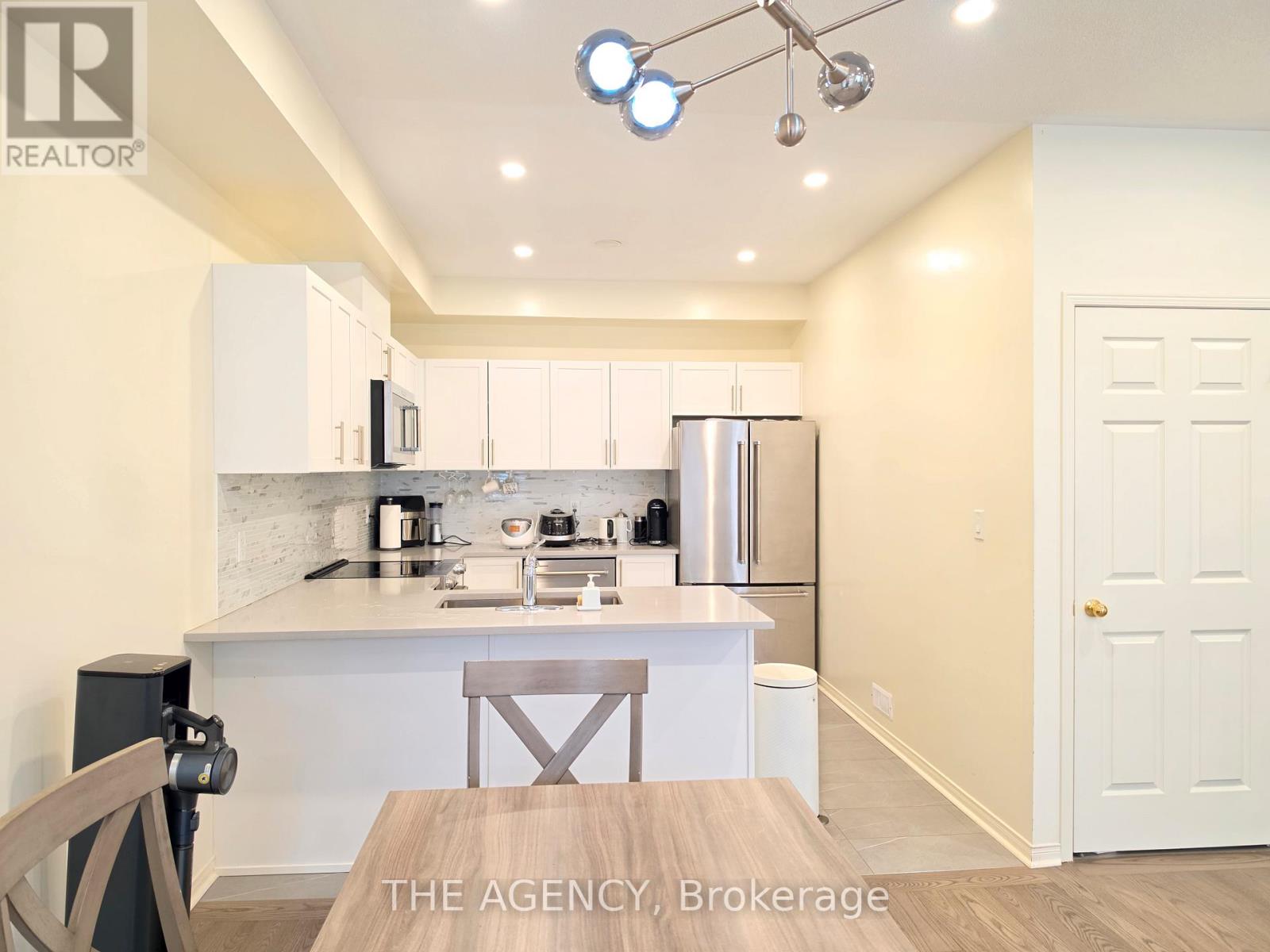 109 Ness Drive, Richmond Hill, Ontario  L4S 0K7 - Photo 6 - N13434328