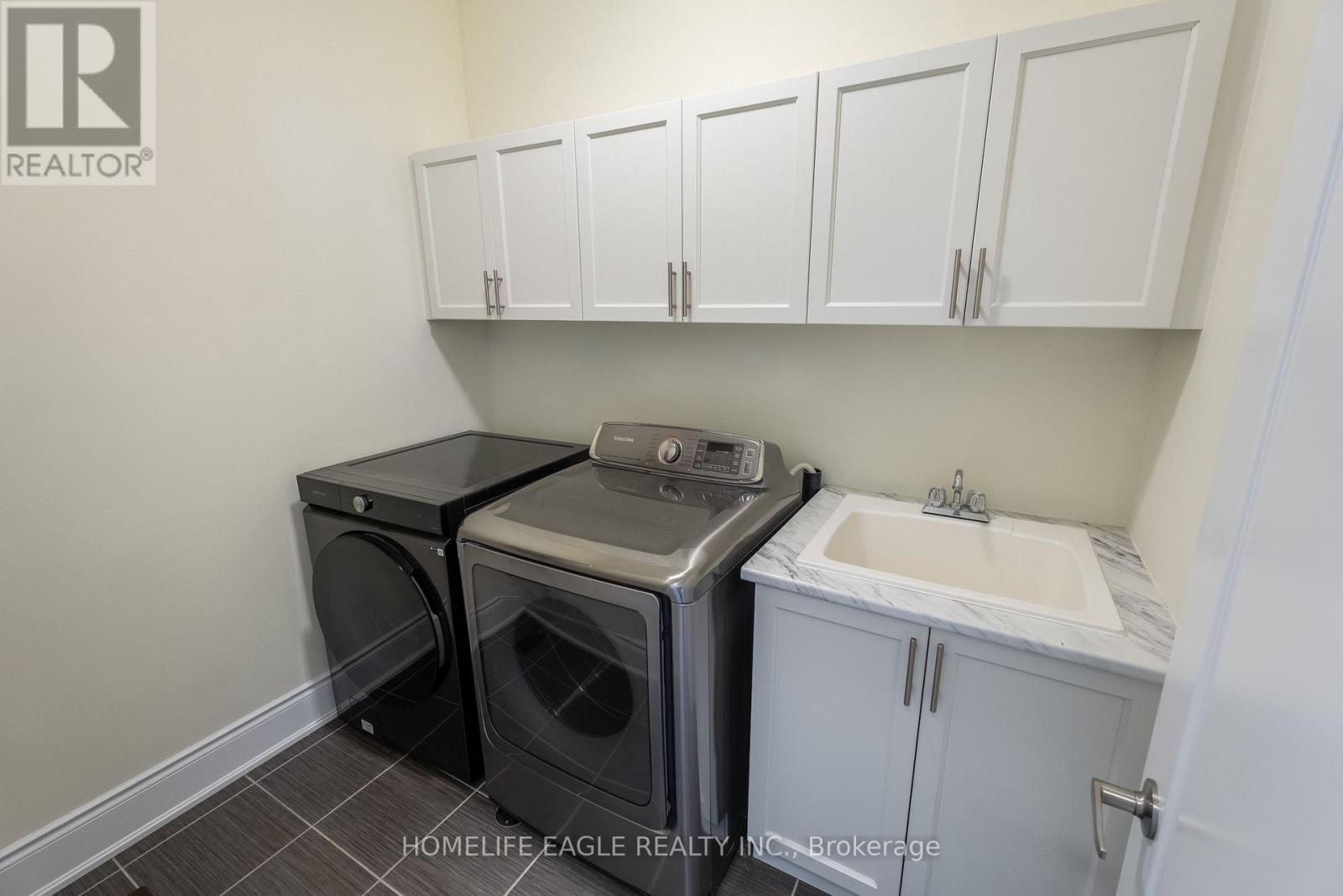 79 Meadowsweet Lane, Richmond Hill, Ontario  L4E 1B9 - Photo 33 - N13434200