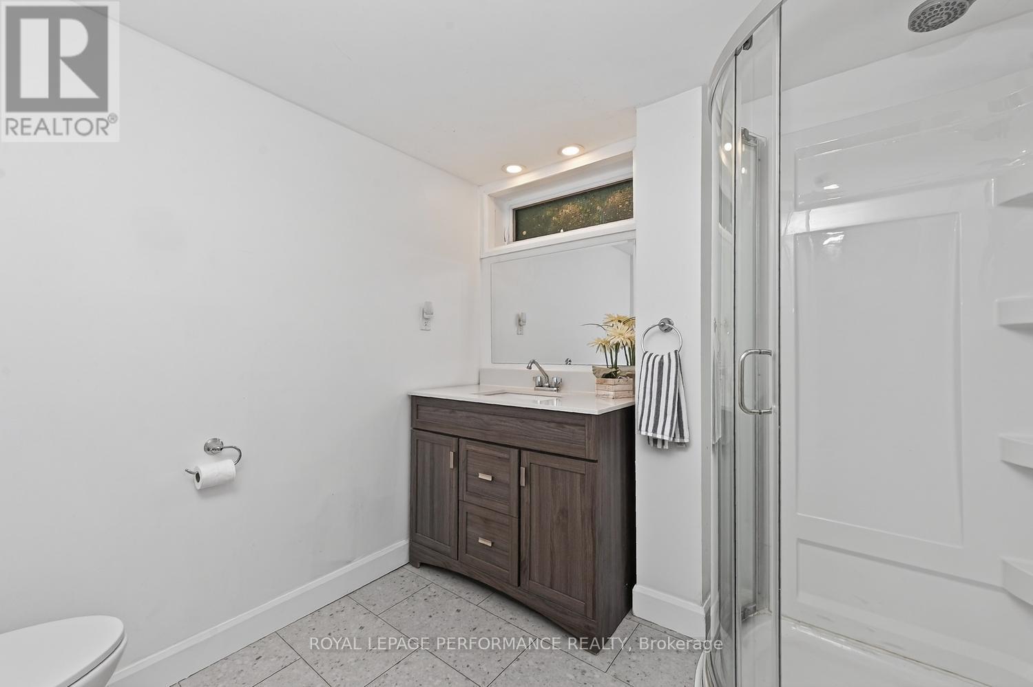 140 Begonia Avenue, Ottawa, Ontario  K1H 6E4 - Photo 34 - X13434744