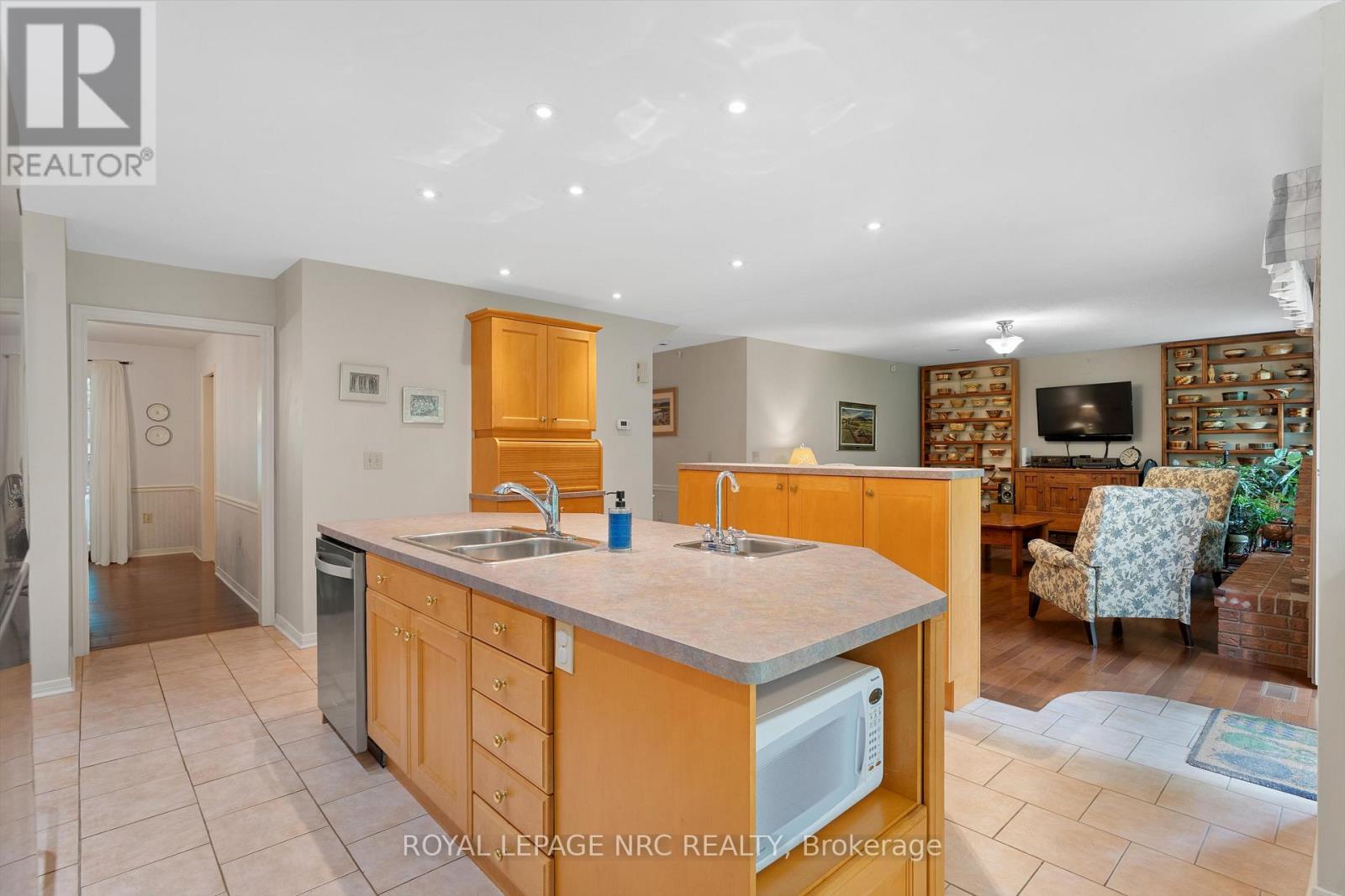 7 Parkhill Road, Pelham, Ontario  L3E 0J3 - Photo 10 - X13434784